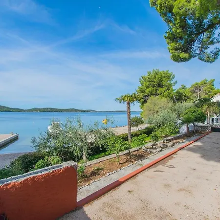 And Franka Apartamento *