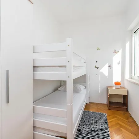 And Franka Апартаменты Жаборич