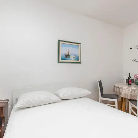 Apartamento And Franka Zaboric