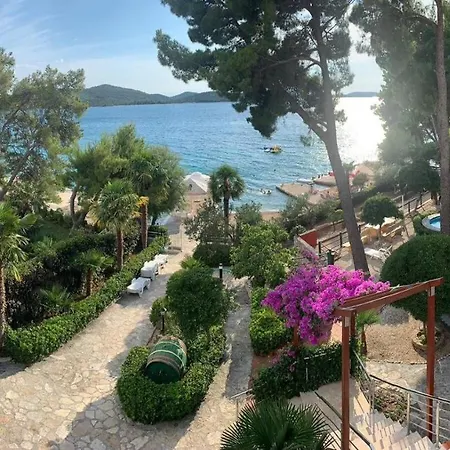 Апартаменты And Franka Жаборич