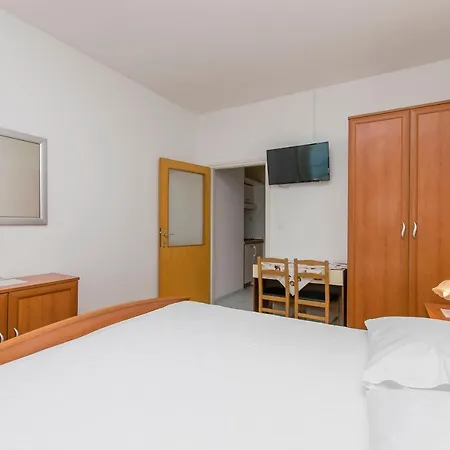 And Franka Апартаменты *