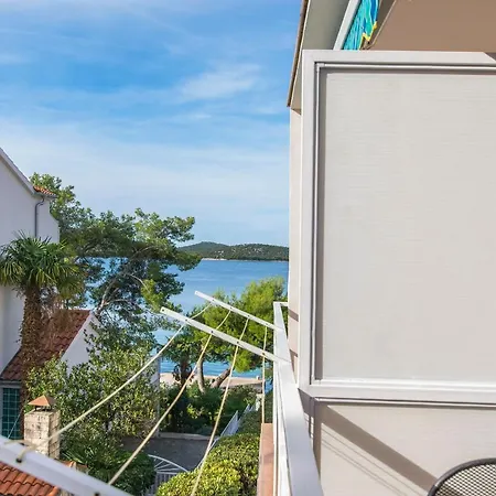 Apartamento And Franka *