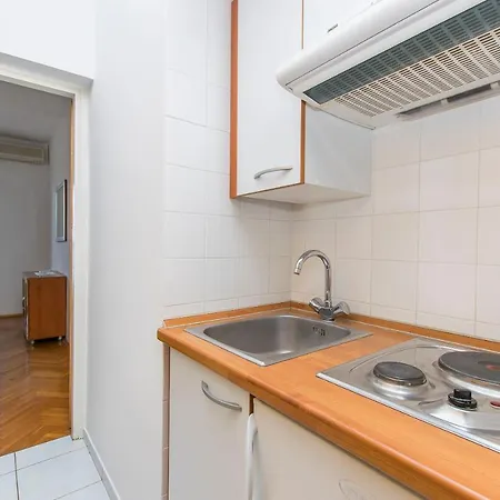 And Franka Apartamento