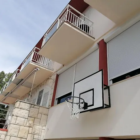 And Franka Apartamento